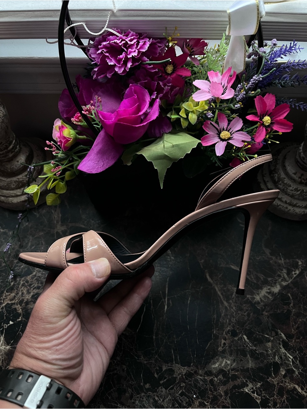 Giuseppe Zanotti
Dorotee
Patent Leather
Criss/Cross Heel/Pumps
39 EU/9 USA Wom - Picture 11 of 11